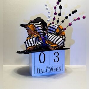 New Halloween Witches Hat Block Calendar Tabletop Decor
